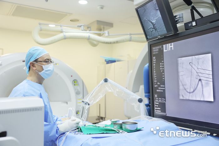 IRE 시술 장면_김만득 교수.