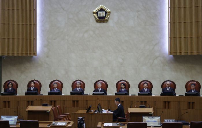 조희대 대법원장을 비롯한 대법관들이 1일 서울 서초구 대법원에서 더불어민주당 이재명 대선 후보의 공직선거법 위반 사건 상고심 선고를 위해 참석해 있다. 연합뉴스