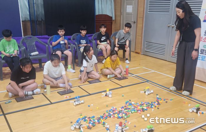 대구 동산초등학교가 10일 '디지털 기반 학생 맞춤교육 선도학교- AI와 함께하는 소프트웨어 디지털 캠프'를  개최했다.