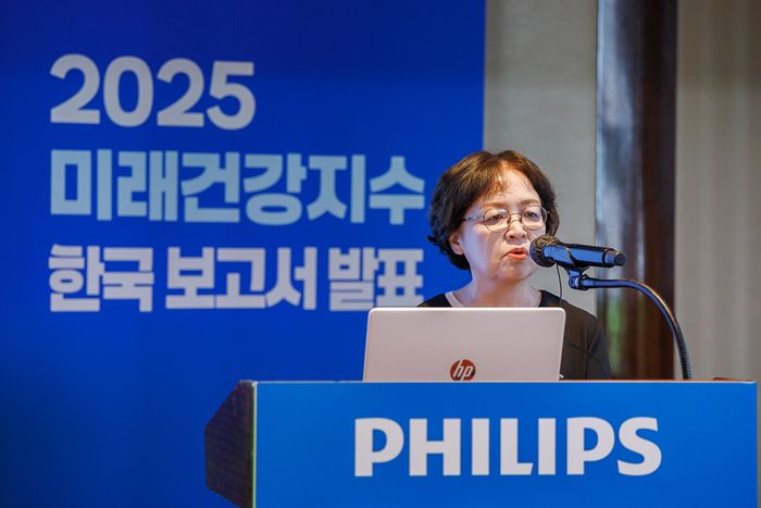 김은경 용인세브란스병원장이 27일 서울 중구 웨스틴 조선 서울에서 디지털 혁신 추진 사례를 소개했다.(사진=필립스코리아)