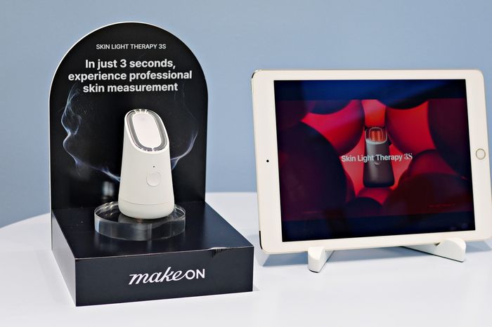 '스킨 라이트 테라피 3S'