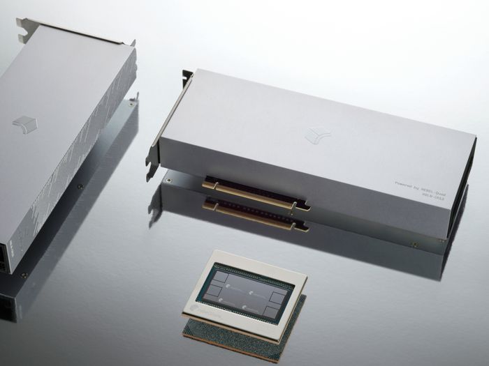 리벨리온 리벨쿼드 칩과 카드 (출처:리벨리온)