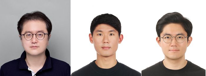 왼쪽부터 김학린 경북대 교수, 신중엽 석사(현 삼성디스플레이), 이재원 박사(현 ETRI)