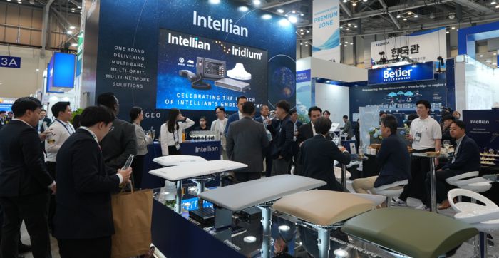 '코마린 2025' 인텔리안테크 부스 전경