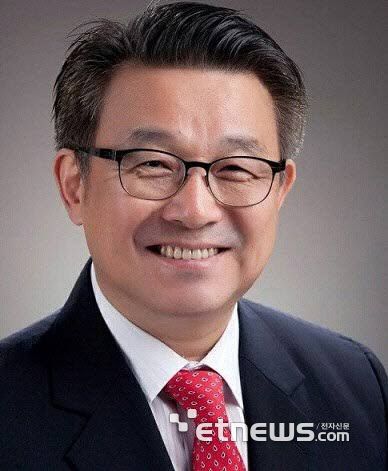 김협 전 성균관대 교수