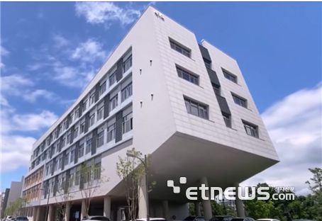 경북대 IT대학 5호관 전경