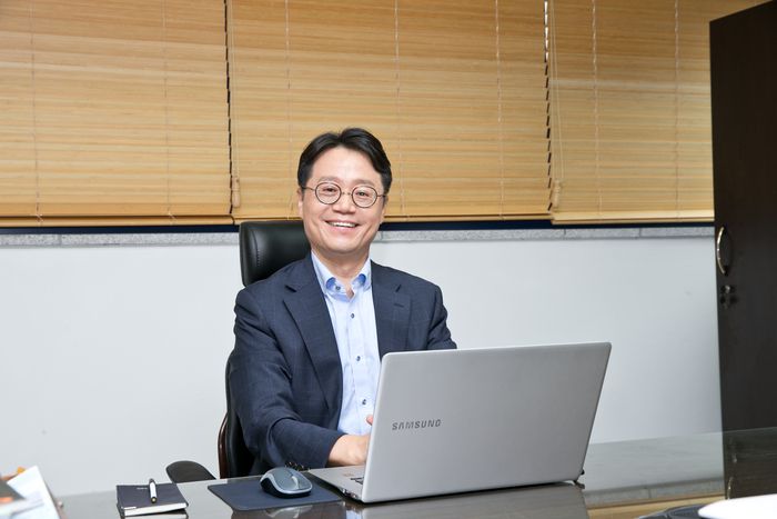 장승국 비츠로셀 대표