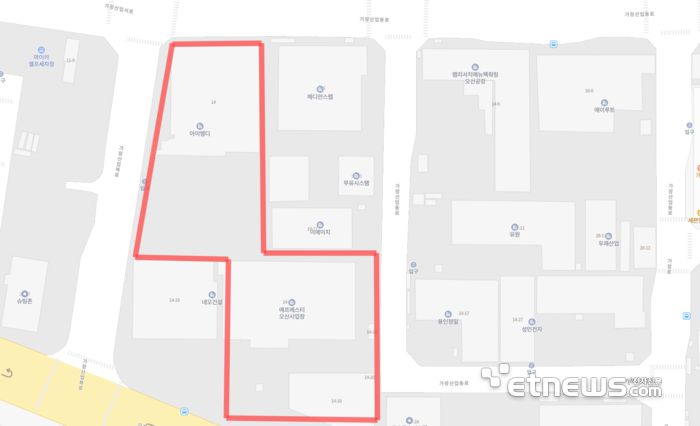 아이엠디 부지는 에프에스티의 펠리클 사업부가 위치한 오산사업장 부지와 인접해 있다. (출처: 네이버지도)