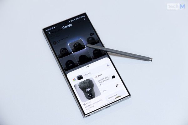 갤럭시 S24 울트라에서 \'서클 투 서치\' 기능을 사용하는 모습 /사진=테크M