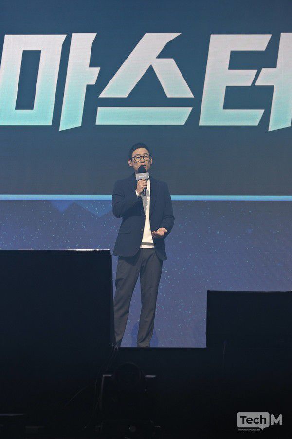 7일 오후 경기도 고양시 일산 킨텍스 제2전시장에서 '메이플스토리' 2024 겨울 쇼케이스 '넥스트(NEXT)'가 열리고 있다. 발표는 김창섭 국내 '메이플스토리' 총괄 디렉터가 맡았다. /사진=임경호 기자