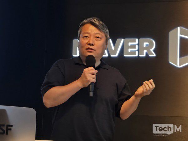 김상범 네이버 검색플랫폼 리더가 AI 브리핑을 설명하고 있다 / 사진=배수현 기자