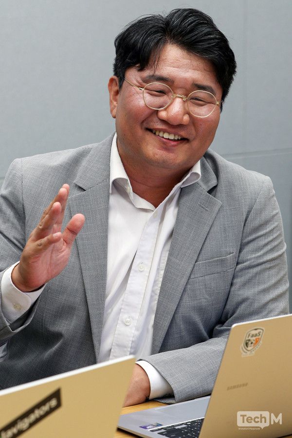 지난 13일 네이버클라우드 강남오피스에서 MAIU 기획 총괄 김승진 리더가 '테크M'과 인터뷰하고 있다. /사진=임경호 기자