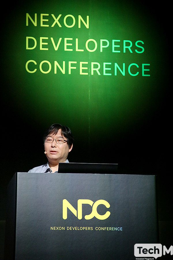 박용현 넥슨게임즈 대표 겸 넥슨코리아 부사장이 24일 경기창조경제혁신센터에서 열린 'NDS 2025'에서 기조강연을 맡아 '우리가 빅 게임을 만드는 이유'를 주제로 발표하고 있다. / 사진=이소라 기자