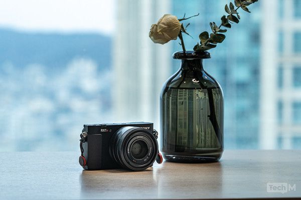 소니 렌즈 일체형 풀프레임 카메라 'RX1R III' /사진=테크M
