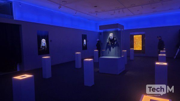 신정철 전통 탈 숙련기술 전승자와 박명옥 한지 조각가의 작품이 전시된 제3전시실. /사진=편지수 기자