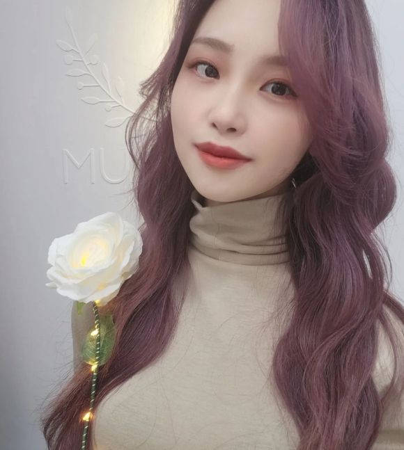 지난달 2일 'MBC 실화탐사대'에서 초중고 12년간 학교폭력(학폭)을 당한 사실을 밝힌 유튜버 표예림씨. [사진=표예림 인스타그램 캡처]