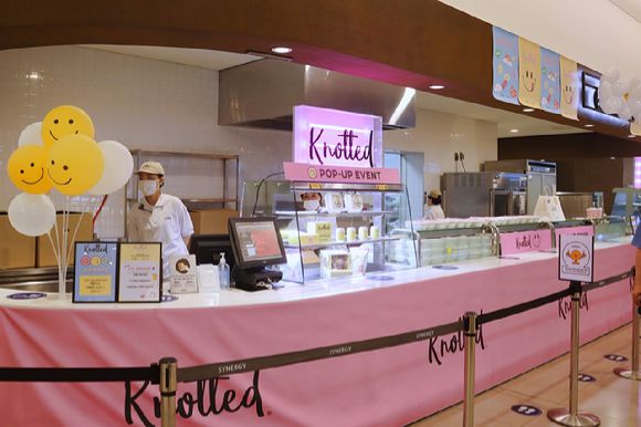 삼성웰스토리가 삼성 한 구내식당에서 선보인 노티드 도넛 매장 전경. [사진=삼성웰스토리]