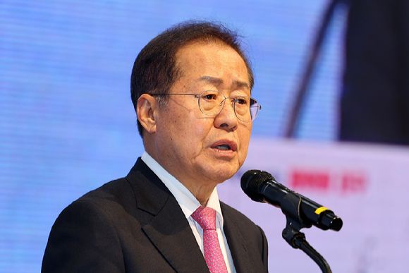 홍준표 대구시장. [사진=뉴시스]