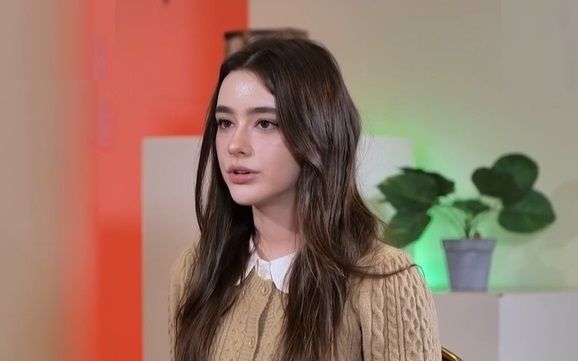 KBS JOY '무엇이든 물어보살'에 출연한 다샤 타란은 또래 친구가 없어 고민이라고 밝혔다. [사진=유튜브 @KBS JOY]