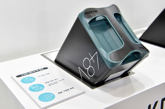 LG에너지솔루션 '쿠루(KooRoo)'의 교환형 배터리 팩. [사진=LG에너지솔루션]