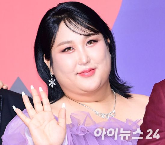 지난 2023년 풍자가 서울 마포구 상암 SBS 상암프리즘 타워에서 열린 '2023 SBS 연예대상' 시상식에 참석하고 있다. [사진=정소희 기자]