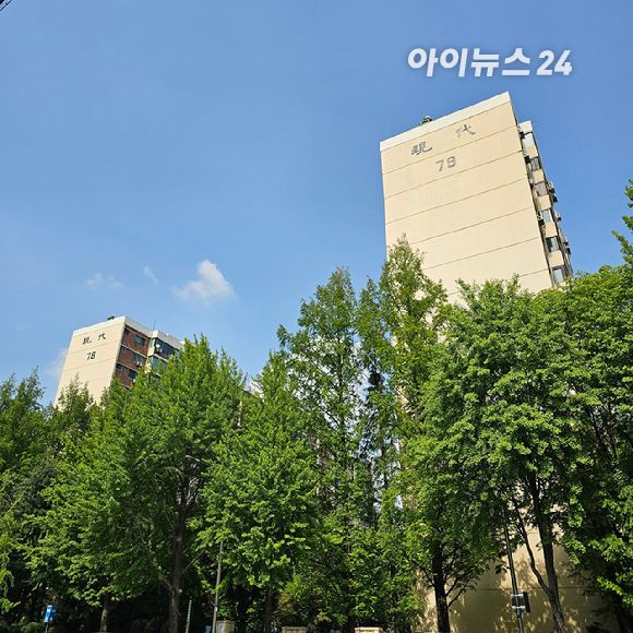 서울 강남구 압구정동의 현대아파트 전경 2025.05.07 [사진=이효정 기자 ]