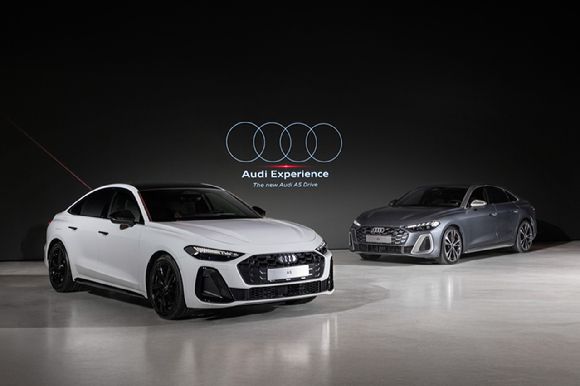 (왼쪽부터) '더 뉴 아우디 A5'와 '더 뉴 아우디 S5'. [사진=아우디 코리아]