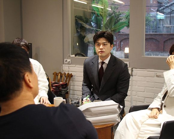 김용태 국민의힘 비상대책위원장이 지난 19일 오후 서울 서초구 한 카페에서 카페 사장들과 간담회를 하고 있다. 2025.5.19 [사진=연합뉴스]