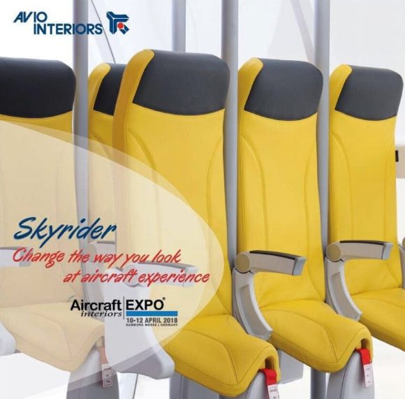 외국 저가 항공사가 이르면 내년부터 '스탠딩 좌석'을 도입할 수 있다는 보도가 나왔다. 사진은 아비오인테리어스가 지난 2018년 선보인 비행기 입석 좌석 '스카이라이더 2.0'. [사진=아비오인테리어스]