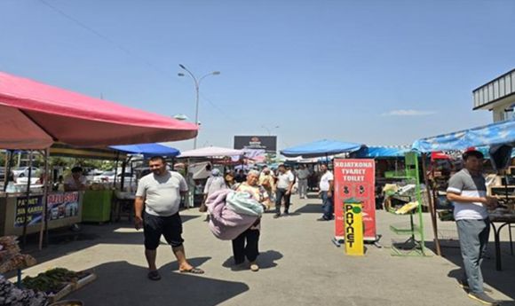 우즈베키스탄 국경 노점시장. [사진=윤영선]