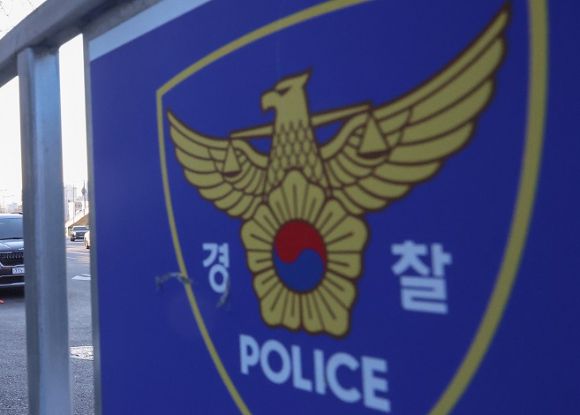 그는 경찰 조사에서 "차도로 착각했다"는 취지로 진술을 한 것으로 알려졌다. [사진=연합뉴스]