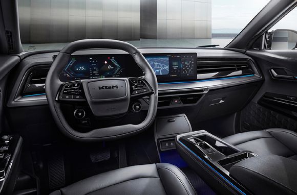 액티언 하이브리드 인테리어. [사진=KG모빌리티]