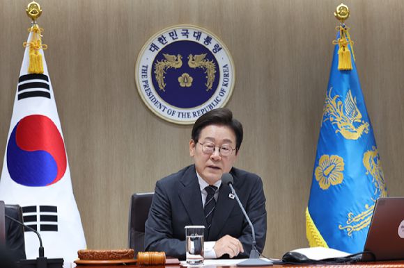 이재명 대통령이 19일 용산 대통령실에서 열린 국무회의에서 발언하고 있다. 2025.6.19 [사진=연합뉴스]