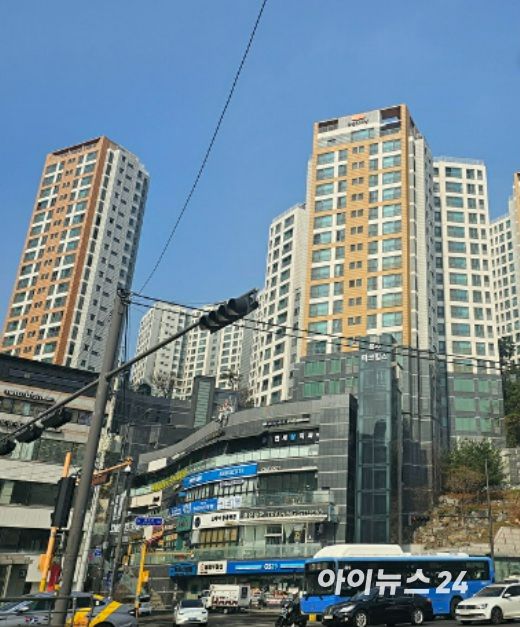 옥수리버젠 아파트 전경