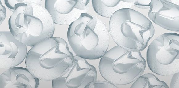 청호나이스 얼음정수기로 생성한 '튤립꽃 얼음' [사진=청호나이스 공식 블로그]