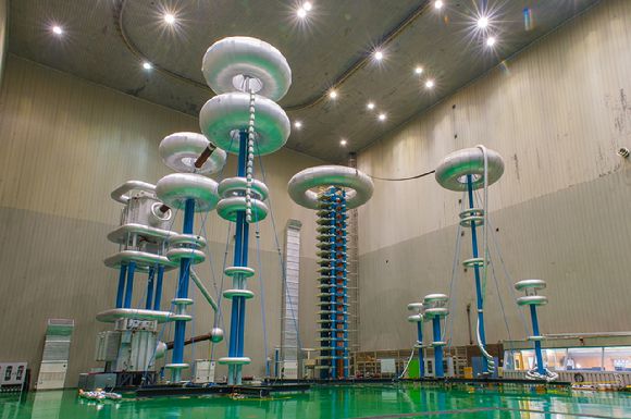 KERI가 갖추고 있는 고전압 시험설비. [사진=전기연]