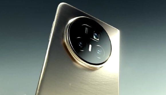 아너의 '매직 V5'의 후면 카메라 디자인. [사진=아너 공식 홈페이지]