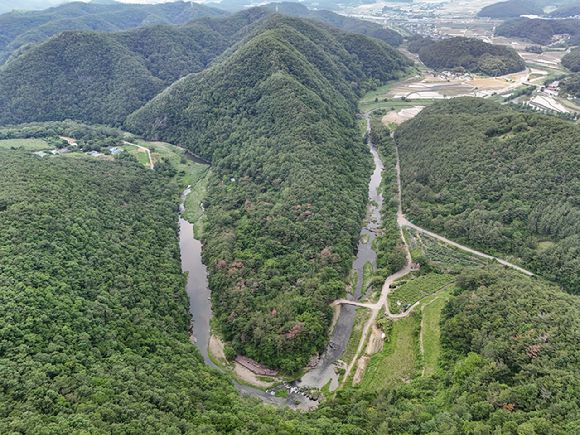27일 울산광역시 울주군 언양읍 천전리 명문과 암각화 일대 드론 사진. 2025.5.27  [사진=연합뉴스]