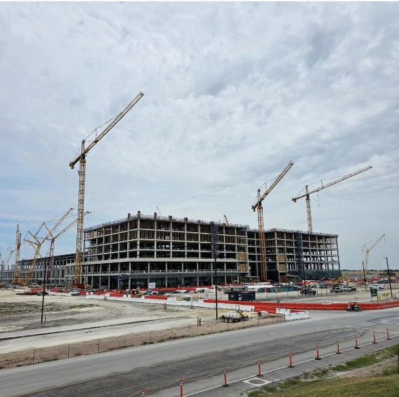 경계현 전 삼성전자 DS부문 사장이 자신의 인스타그램에 올린 미국 테일러 공장 건설 현장 [사진=아이뉴스24 DB]