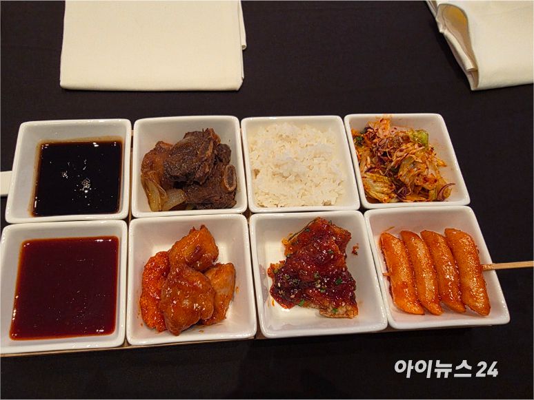 TBK 소스를 활용한 한식 메뉴들. [사진=전다윗 기자]