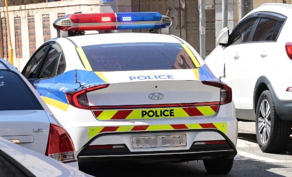 경찰차가 순찰하고 있다. 기사와 직접적 관련이 없는 사진 [사진=연합뉴스]