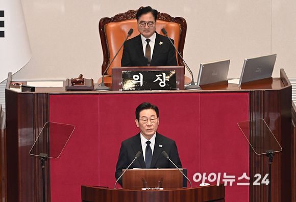 이재명 대통령이 4일 오전 국회에서 2026년도 예산안에 대한 시정연설을 하고 있다. [사진=곽영래 기자]