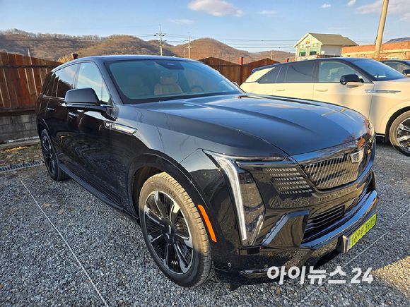 캐딜락 '에스컬레이드 IQ'. [사진=김종성 기자]