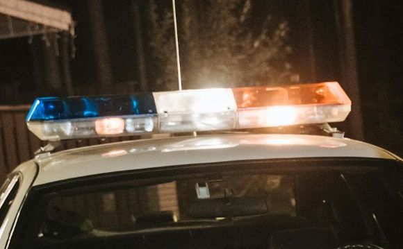 경기도 부천시 한 금은방에서 50대 여주인이 흉기에 피습당해 사망하는 사건이 발생 중이다. 경찰은 용의자를 쫓고 있다. 기사와 직접적인 관련이 없는 이미지. [사진=픽셀스]