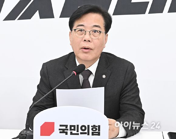 송언석 국민의힘 원내대표가 16일 서울 여의도 국회에서 현안 기자간담회를 하고 있다. [사진=곽영래 기자]