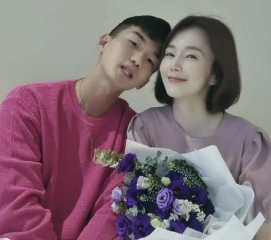 '돌싱글즈3' 한정민-조예영 커플이 결별했다. [사진=조예영 SNS]