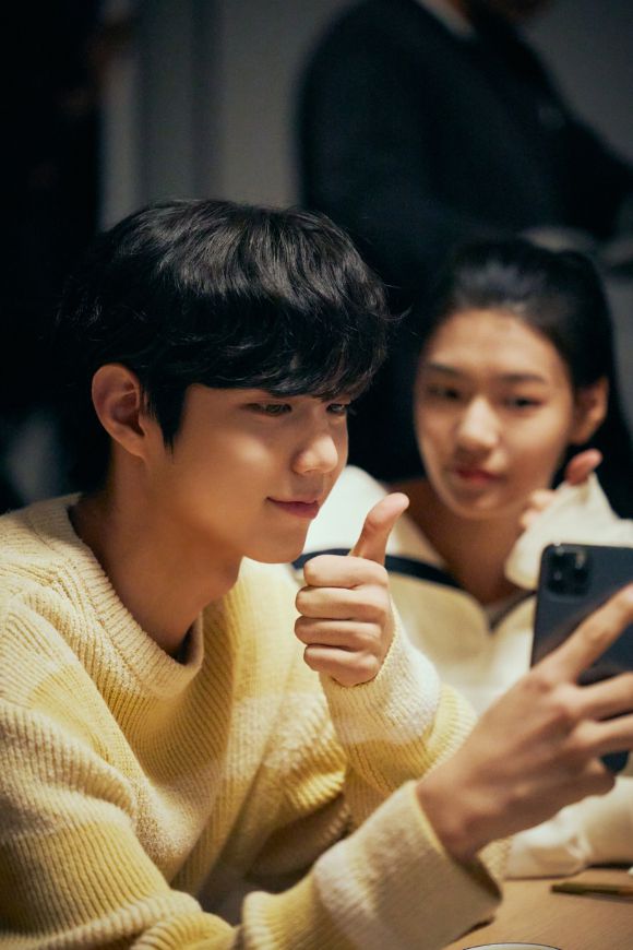 '두남자' 유채희와 전진서 [사진=마운틴무브먼트스토리]