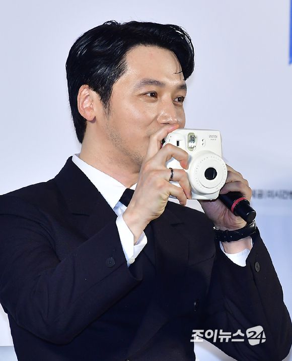 배우 변요한이 17일 오전 서울 성동구 메가박스 성수에서 열린  영화 '그녀가 죽었다' 제작보고회에서 질문에 답변하고 있다. [사진=곽영래 기자]