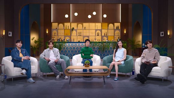 '솔로지옥4' MC 관련 이미지 [사진=넷플릭스 ]