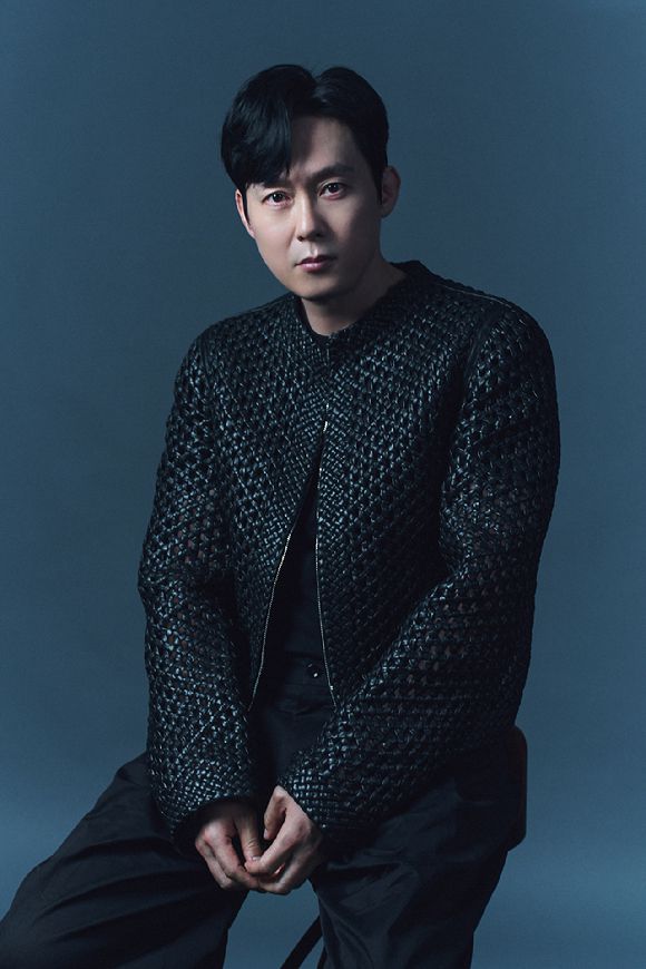 배우 박병은이 '하이퍼 나이프' 종영 기념 인터뷰에 앞서 사진 촬영을 하고 있다. [사진=월트디즈니 컴퍼니 코리아]